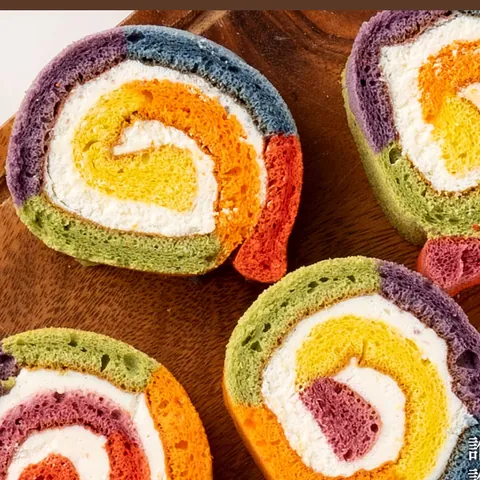 レインボーロールケーキ